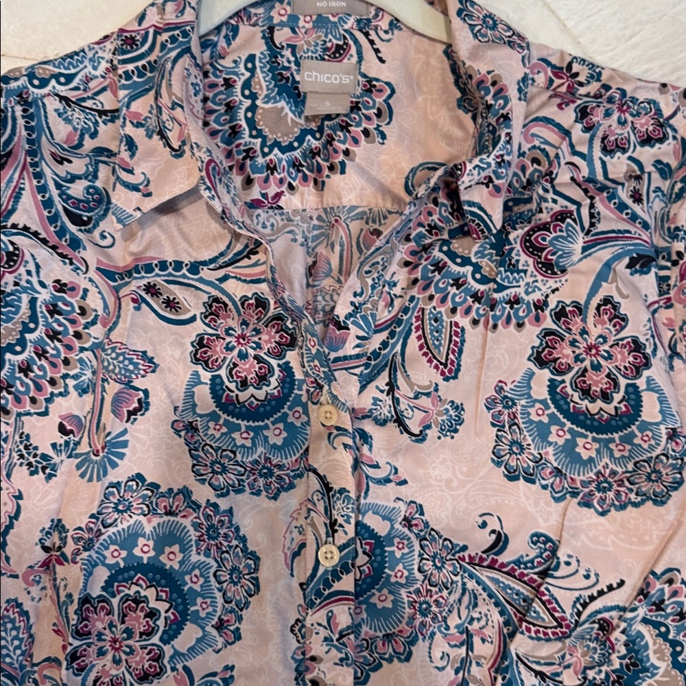 Chico's size 4 no-iron Pink and Blue Paisley Blouse